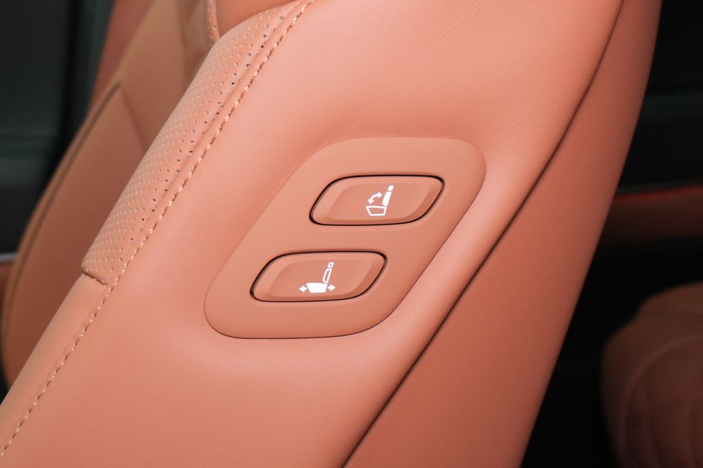 2026 Genesis GV80