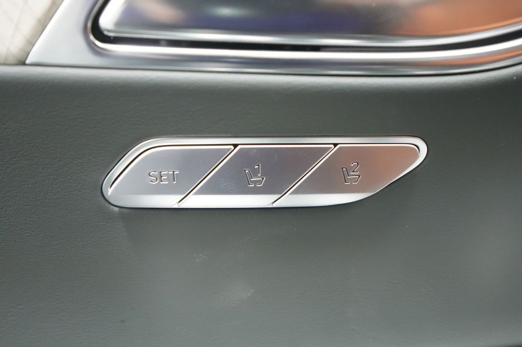 2026 Genesis GV80