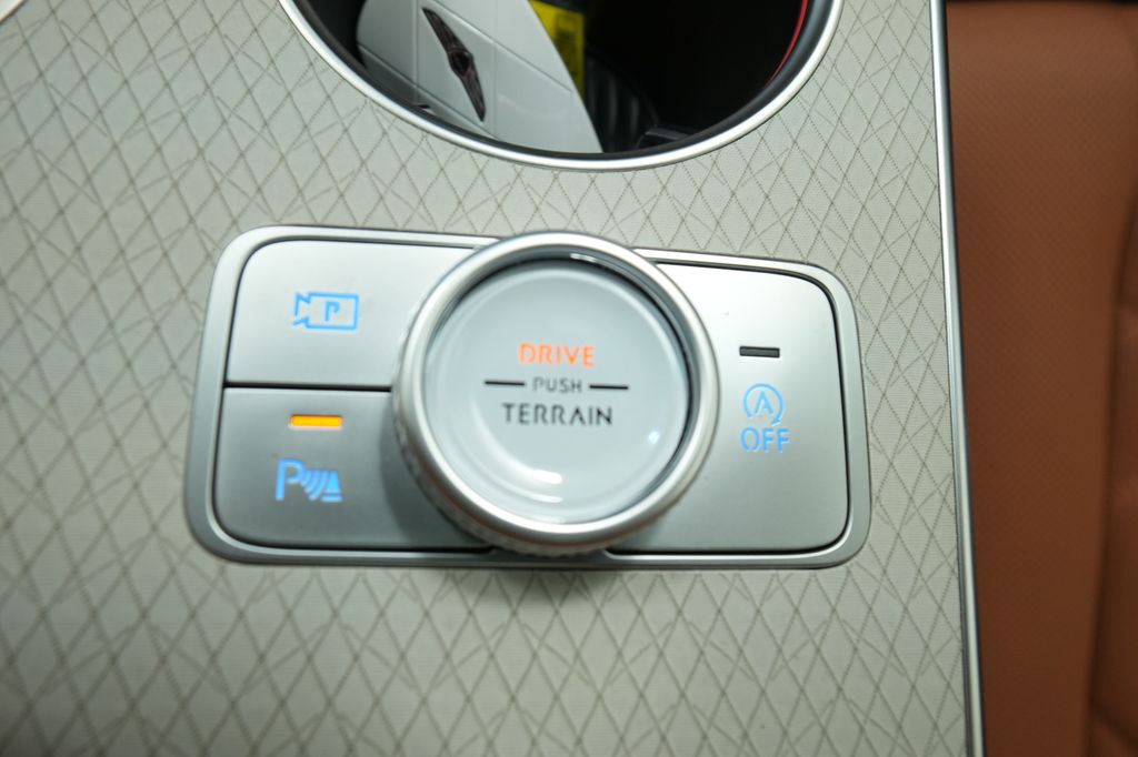 2026 Genesis GV80