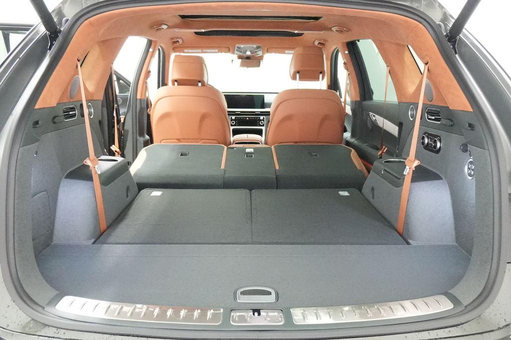 2026 Genesis GV80
