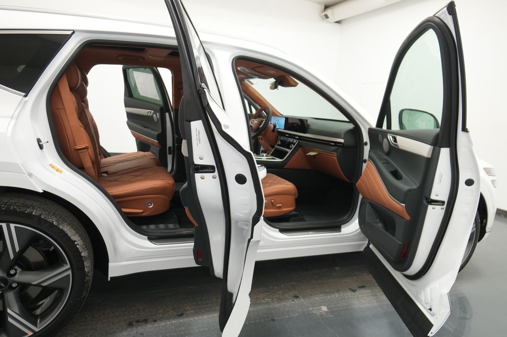 2026 Genesis GV80