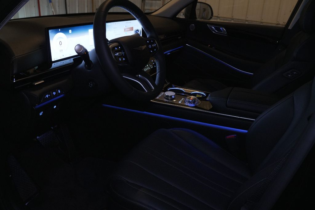 2025 Genesis GV80