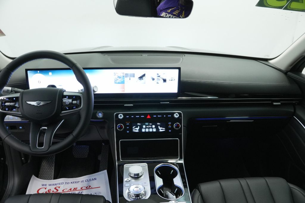 2025 Genesis GV80