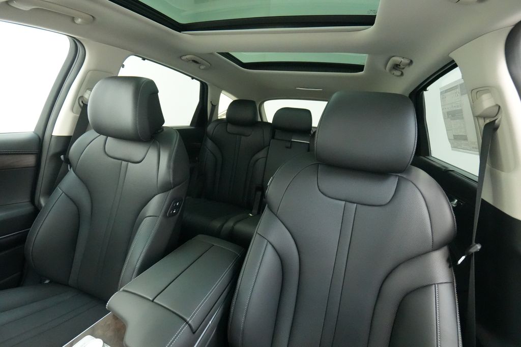 2026 Genesis GV80