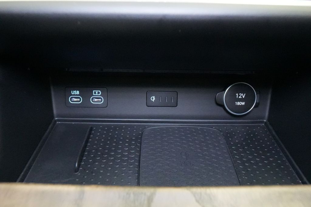 2025 Genesis GV80