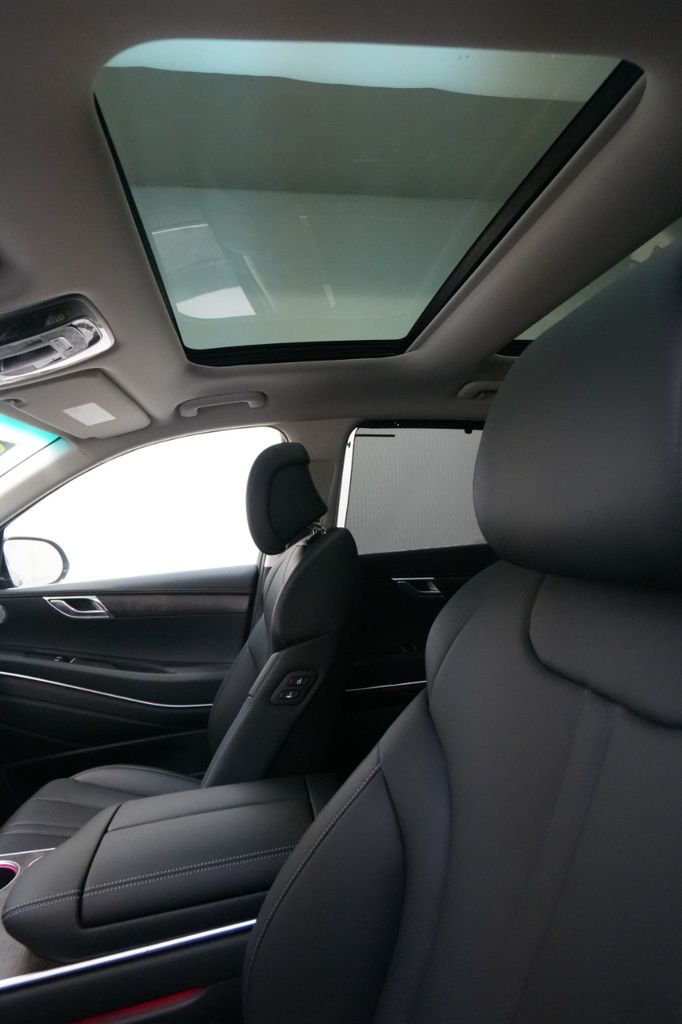 2025 Genesis GV80
