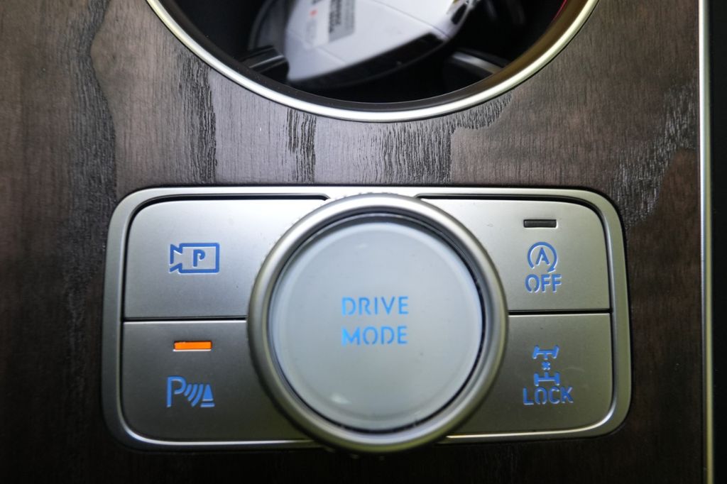 2025 Genesis GV80