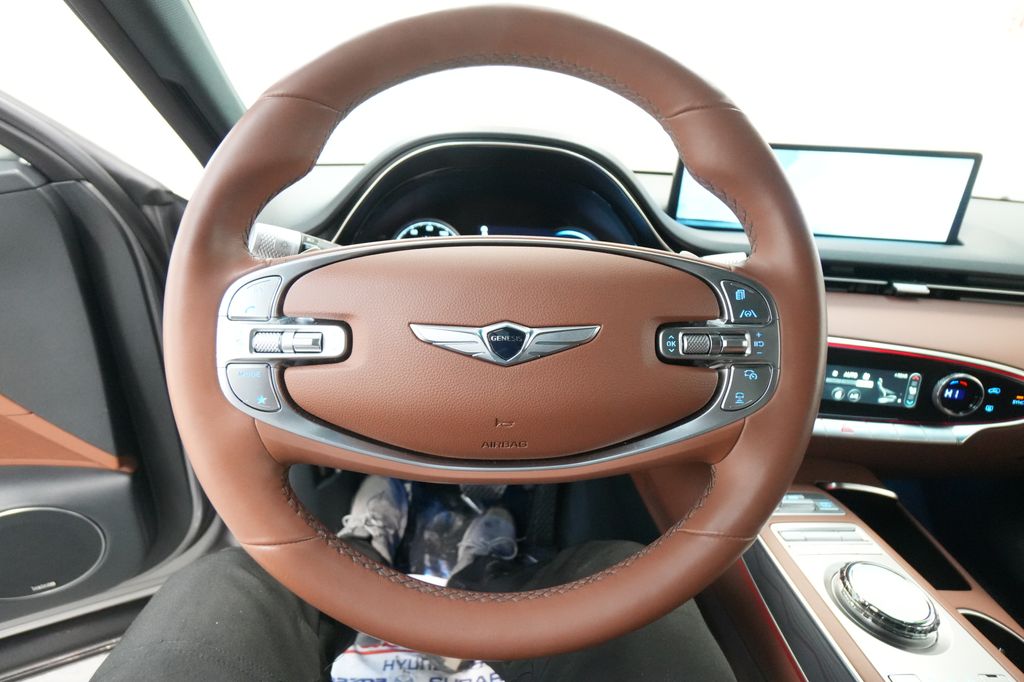 2023 Genesis GV70
