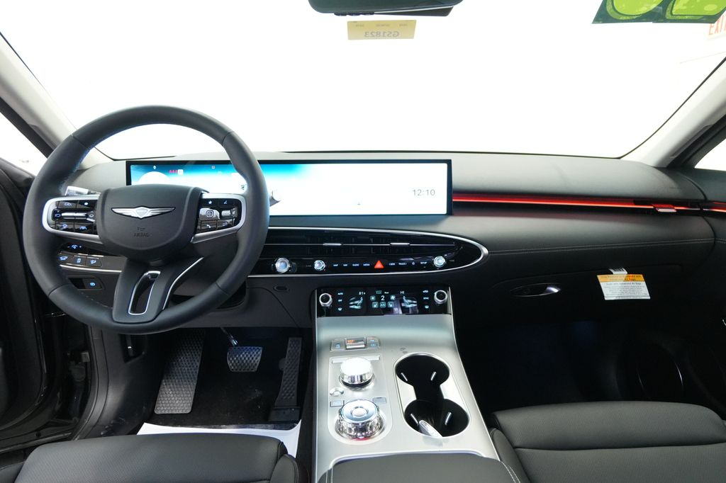 2026 Genesis GV70