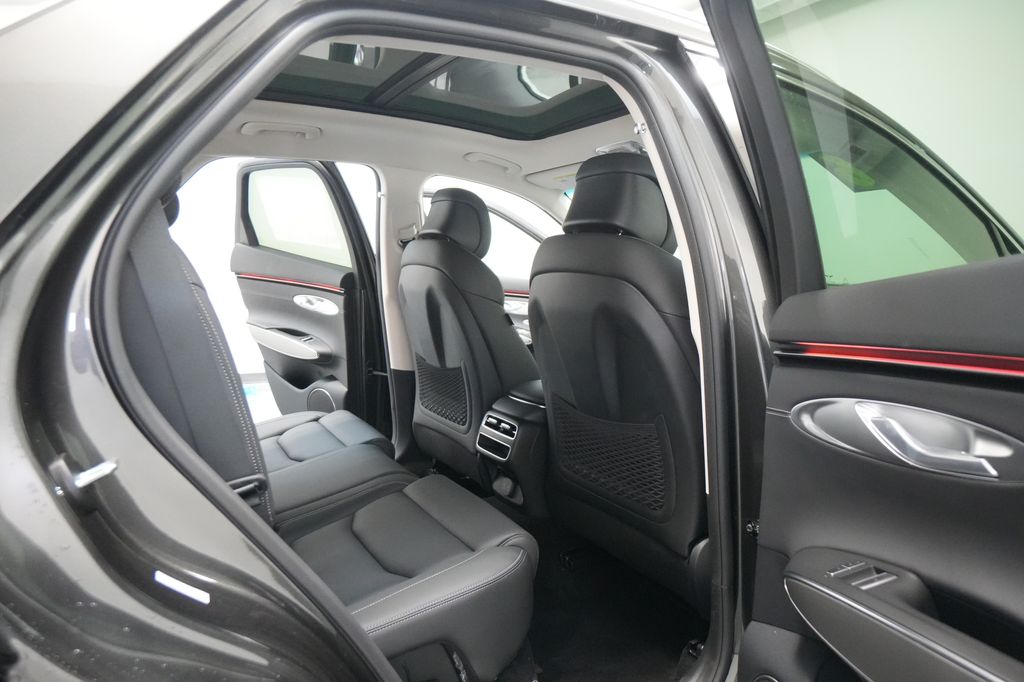 2026 Genesis GV70