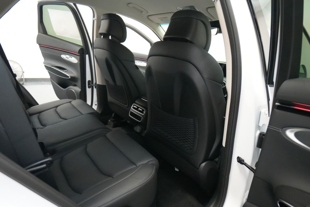 2026 Genesis GV70