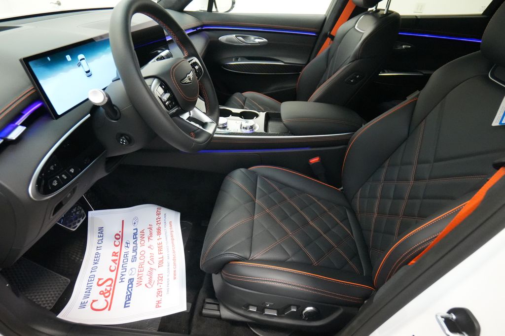 2026 Genesis GV70