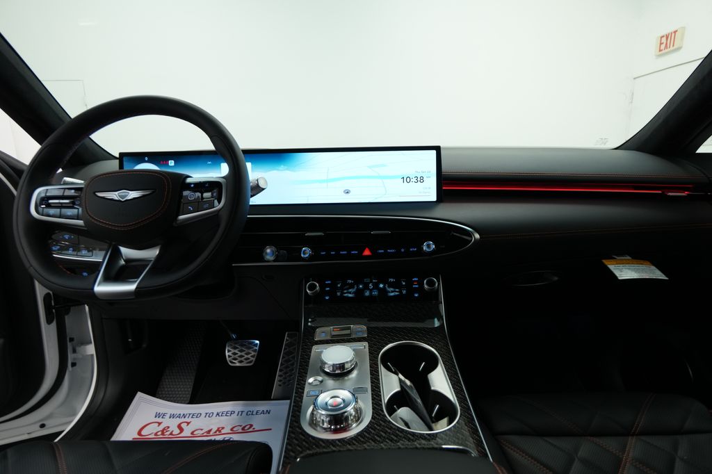 2026 Genesis GV70