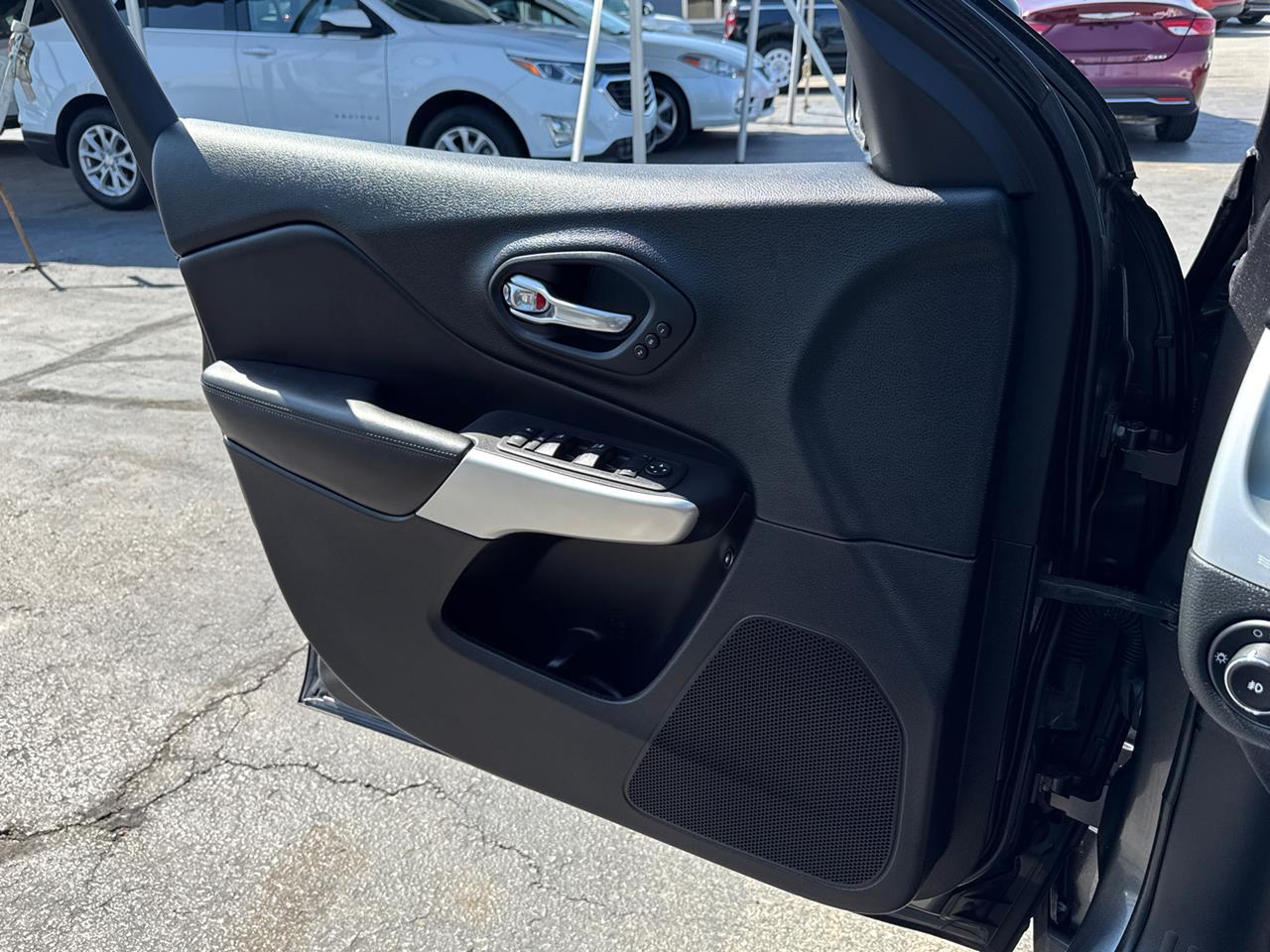 2018 Jeep Cherokee