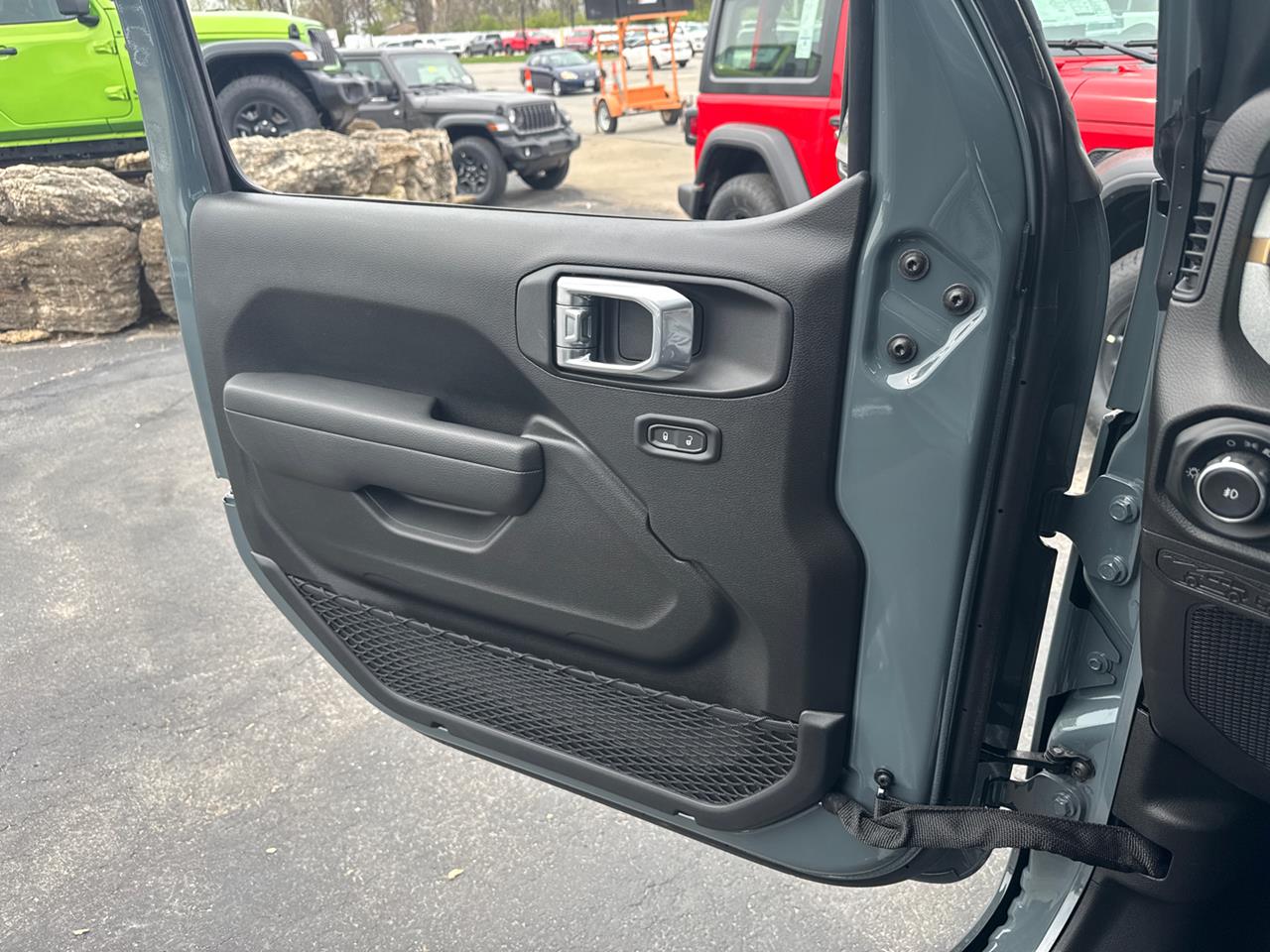 2025 Jeep Wrangler