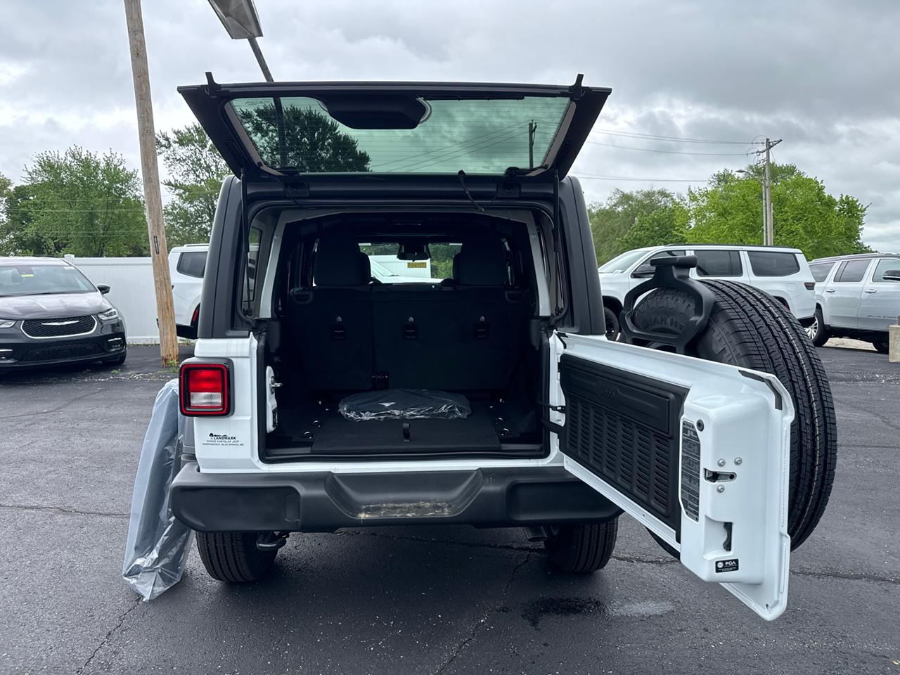 2025 Jeep Wrangler
