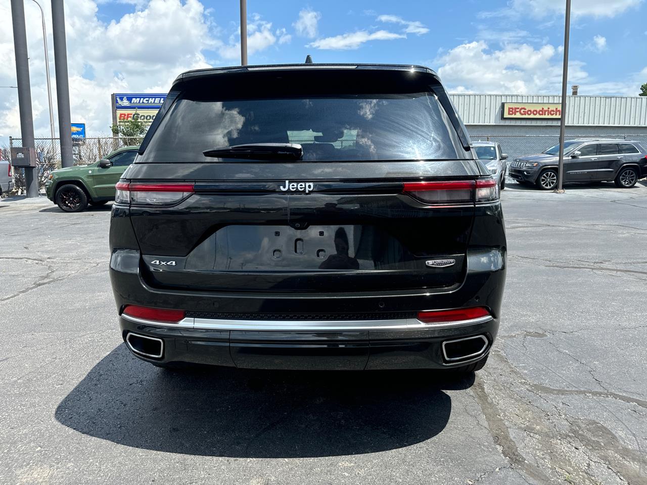 2023 Jeep Grand Cherokee