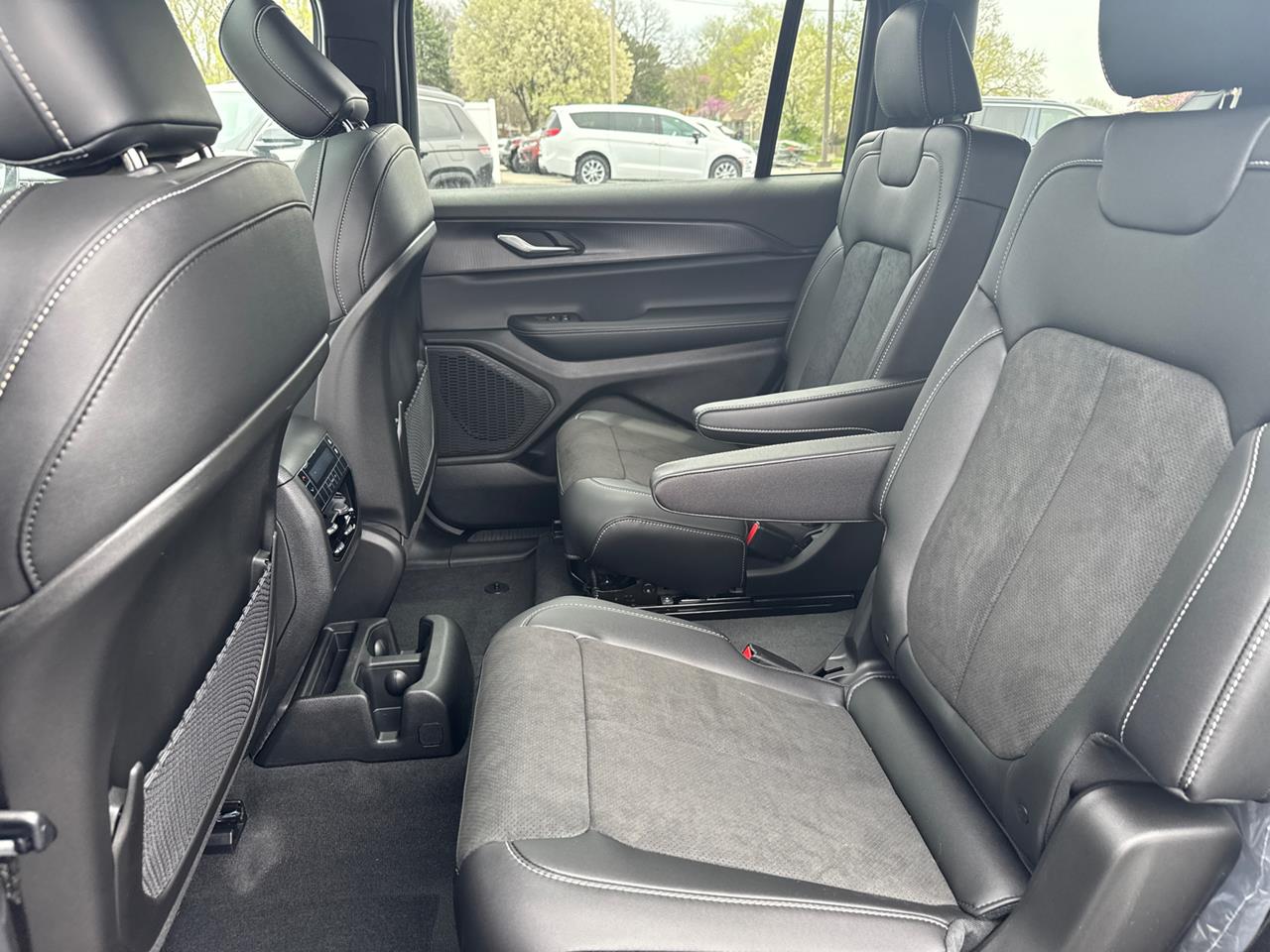 2025 Jeep Grand Cherokee L