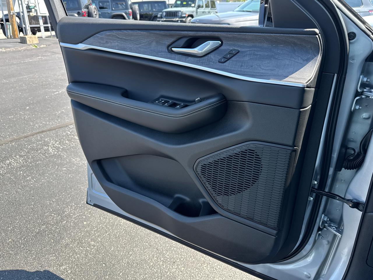 2025 Jeep Grand Cherokee L