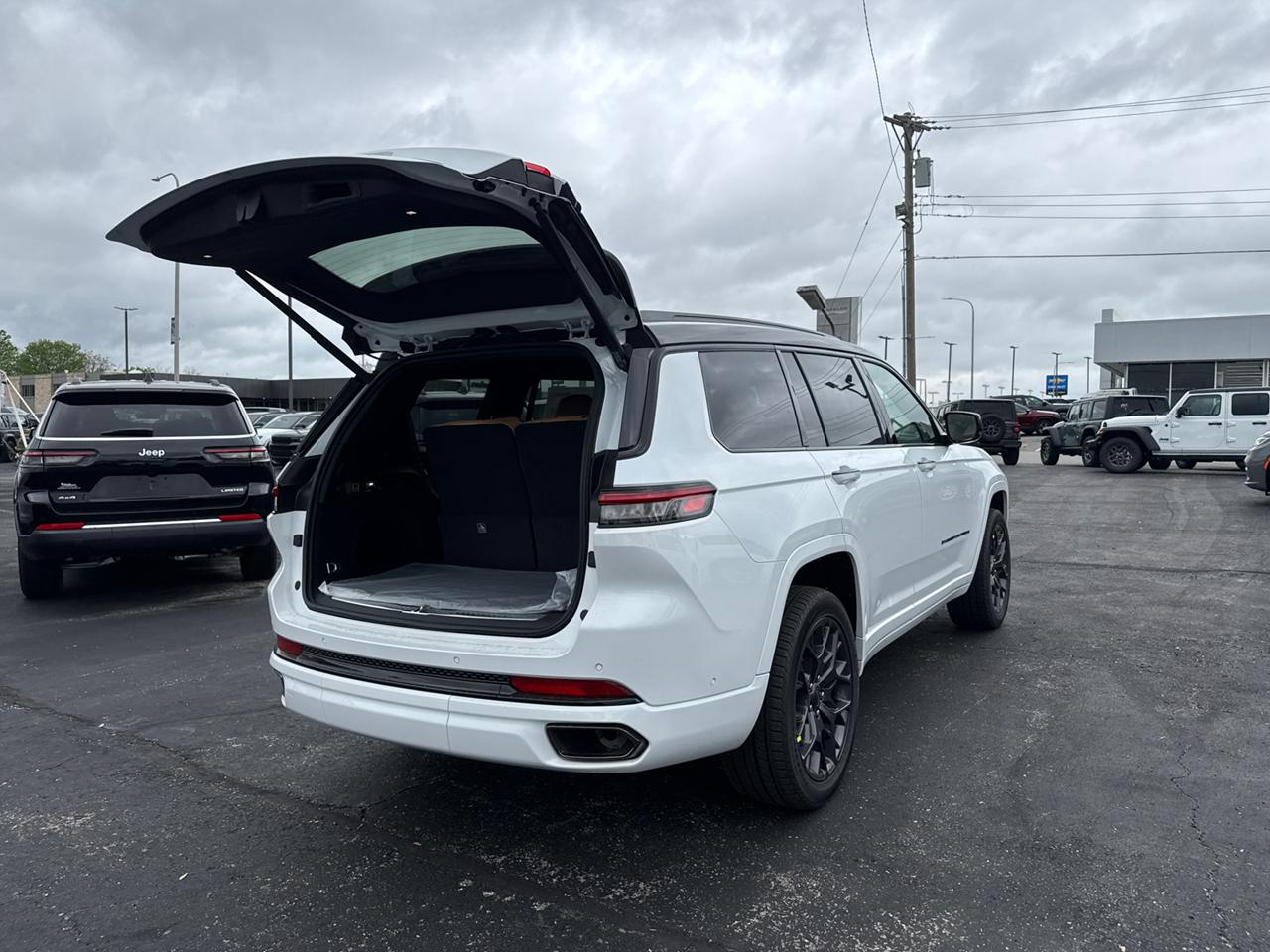 2025 Jeep Grand Cherokee L