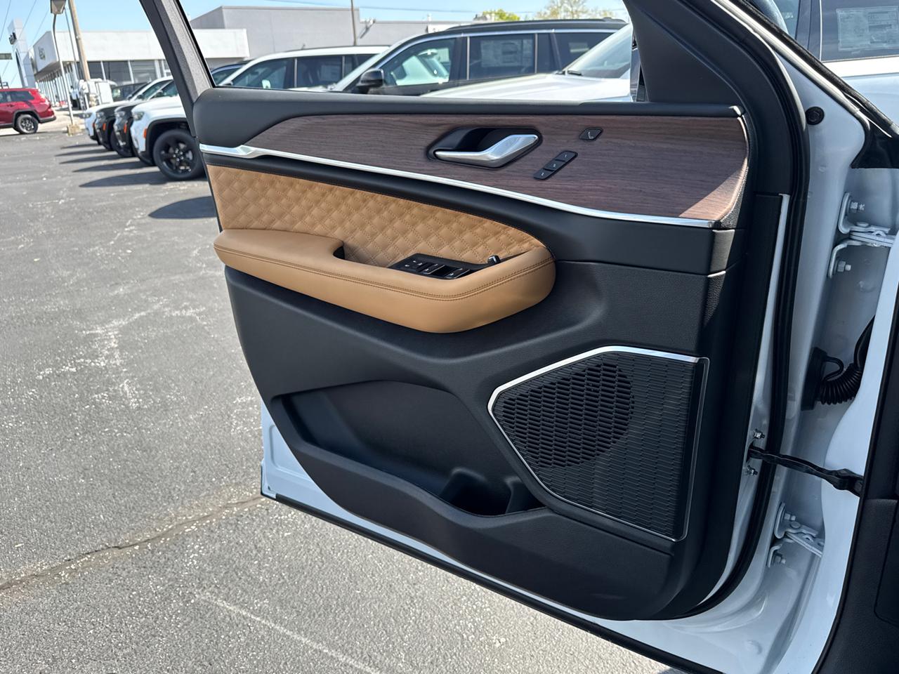 2025 Jeep Grand Cherokee L
