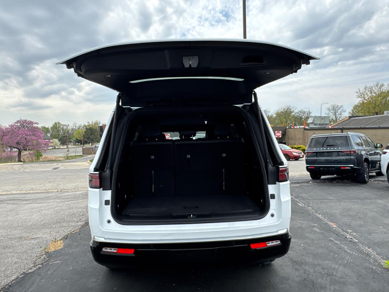 2025 Wagoneer Wagoneer