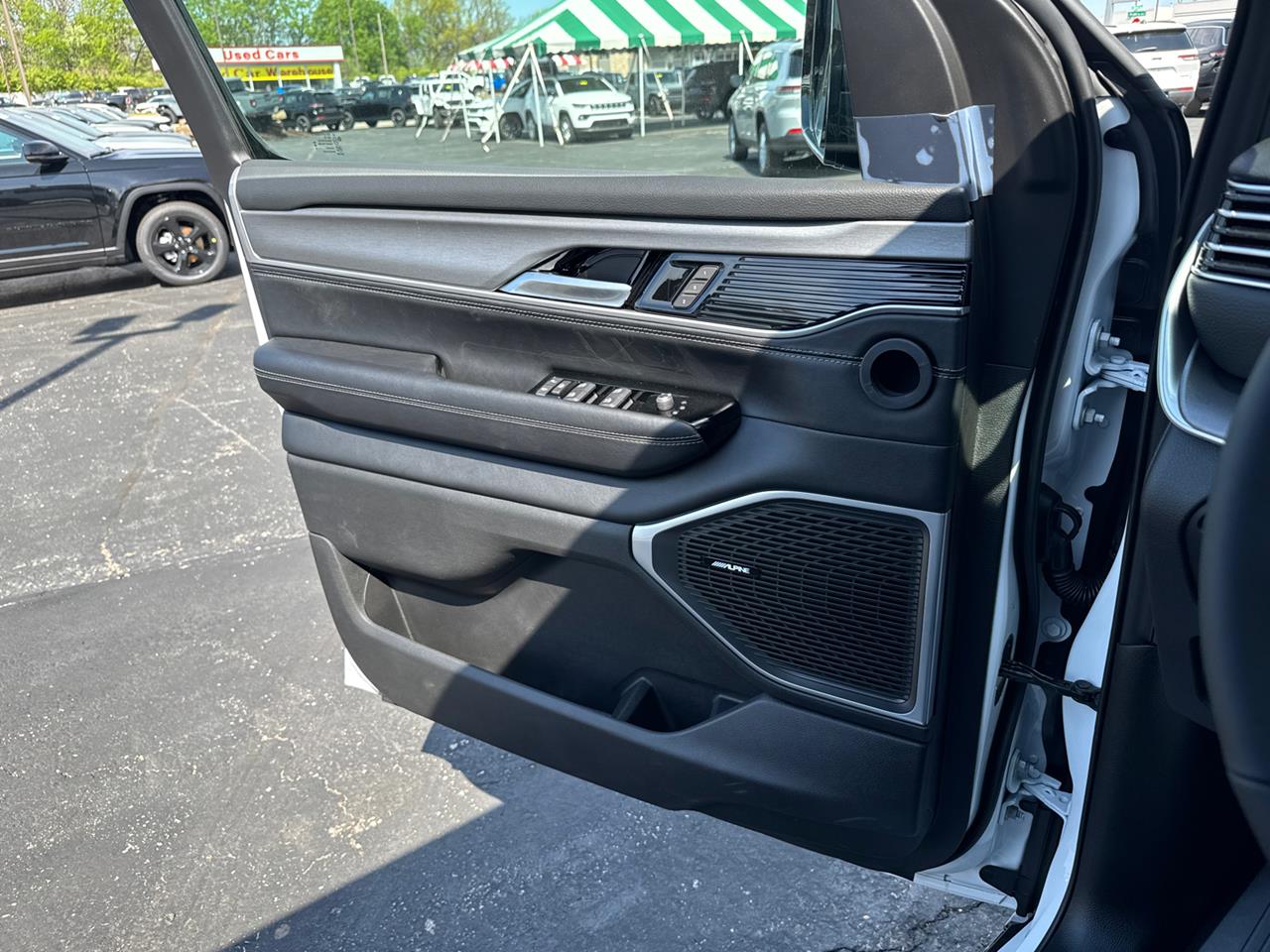 2025 Wagoneer Wagoneer