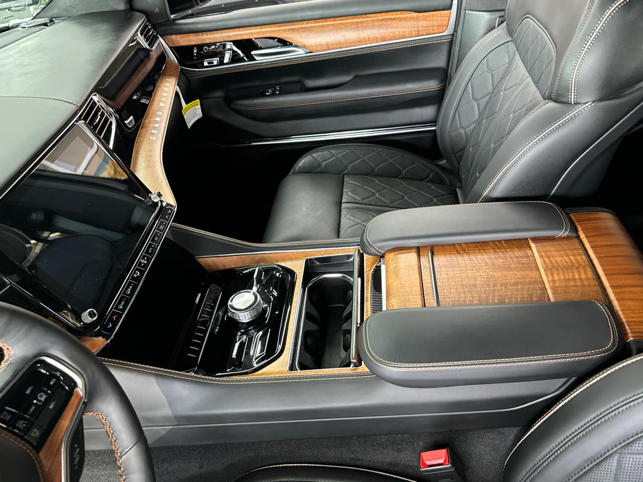 2024 Grand Wagoneer Grand Wagoneer