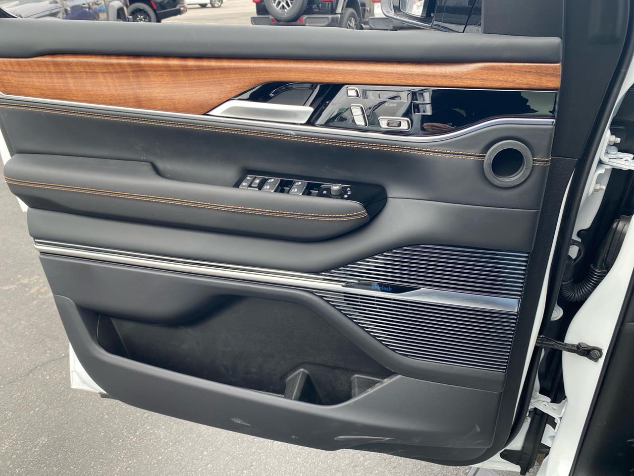2024 Grand Wagoneer Grand Wagoneer