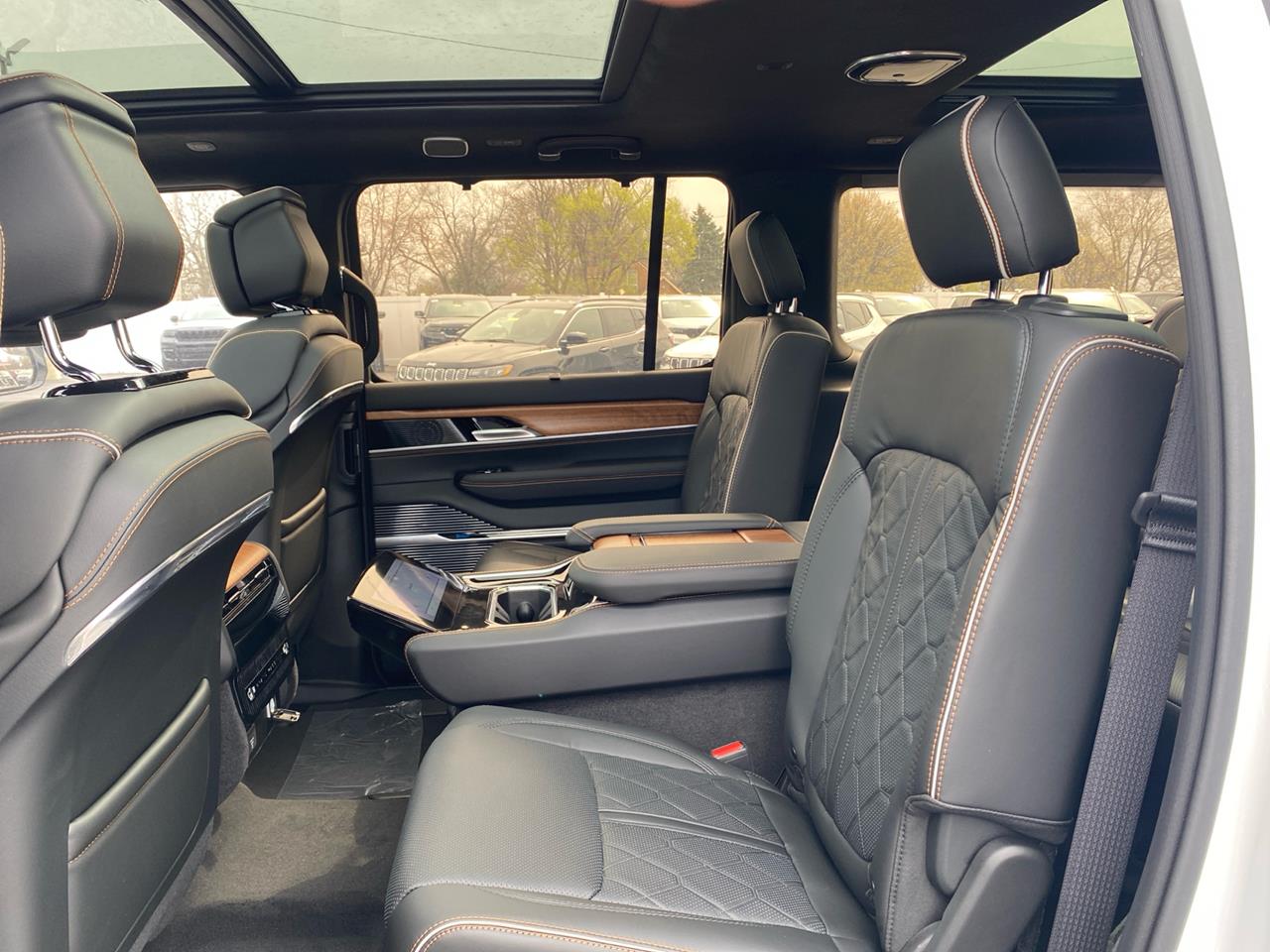 2024 Grand Wagoneer Grand Wagoneer