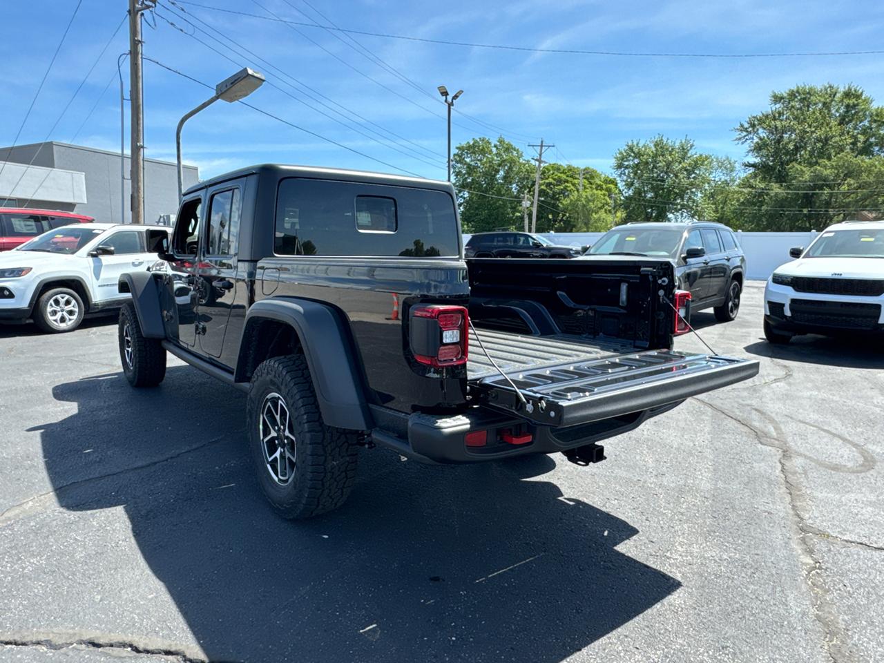 2025 Jeep Gladiator