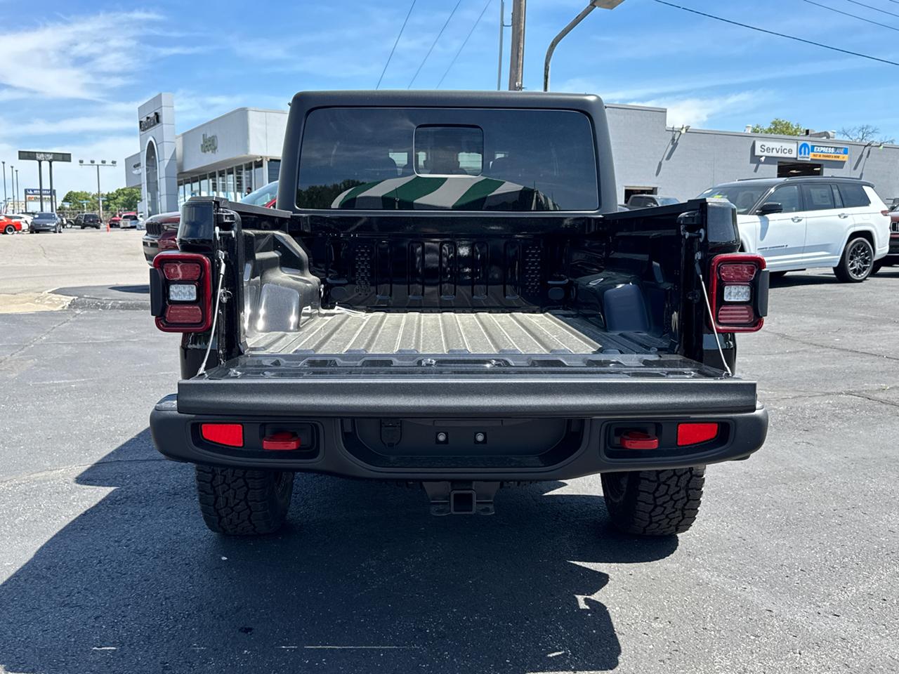 2025 Jeep Gladiator
