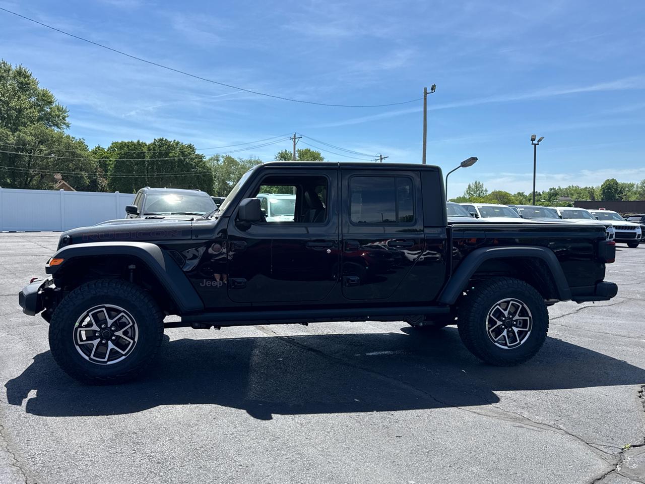 2025 Jeep Gladiator