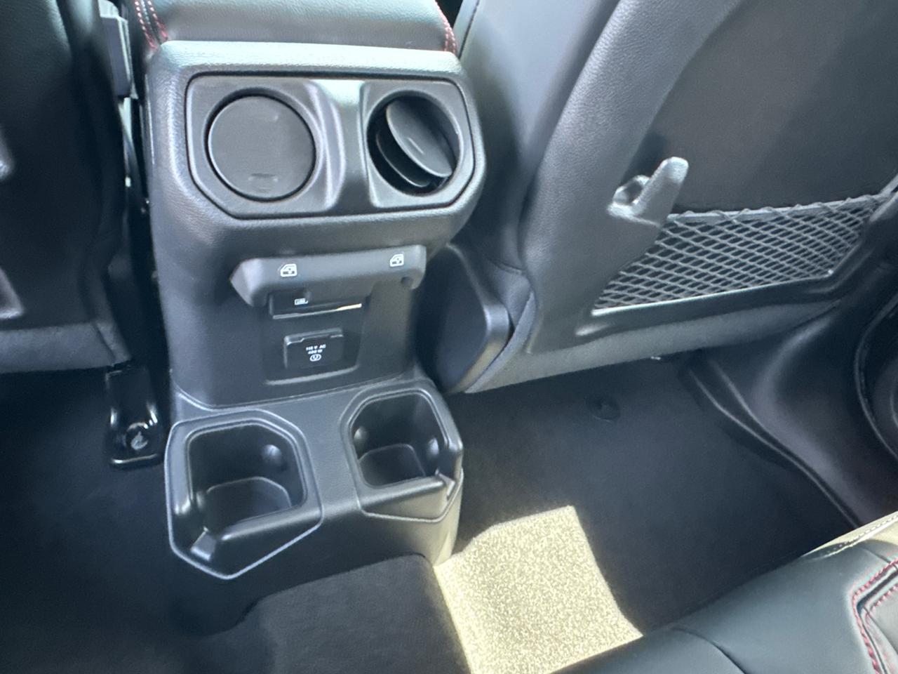 2025 Jeep Gladiator