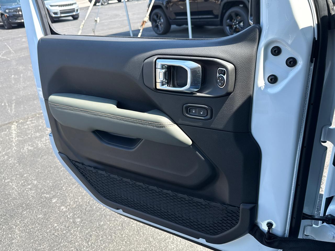 2025 Jeep Gladiator