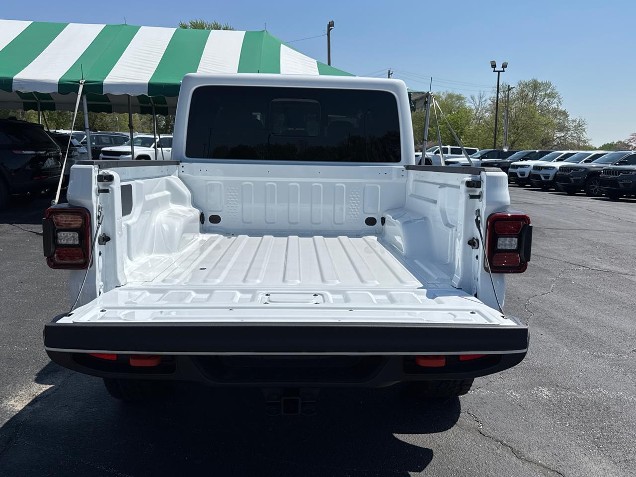 2025 Jeep Gladiator