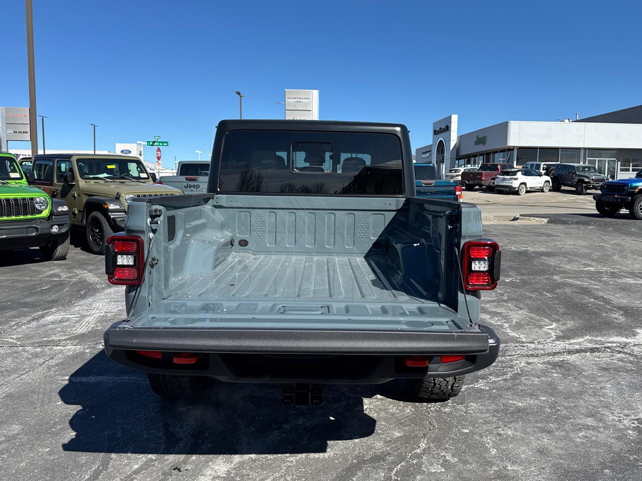 2025 Jeep Gladiator