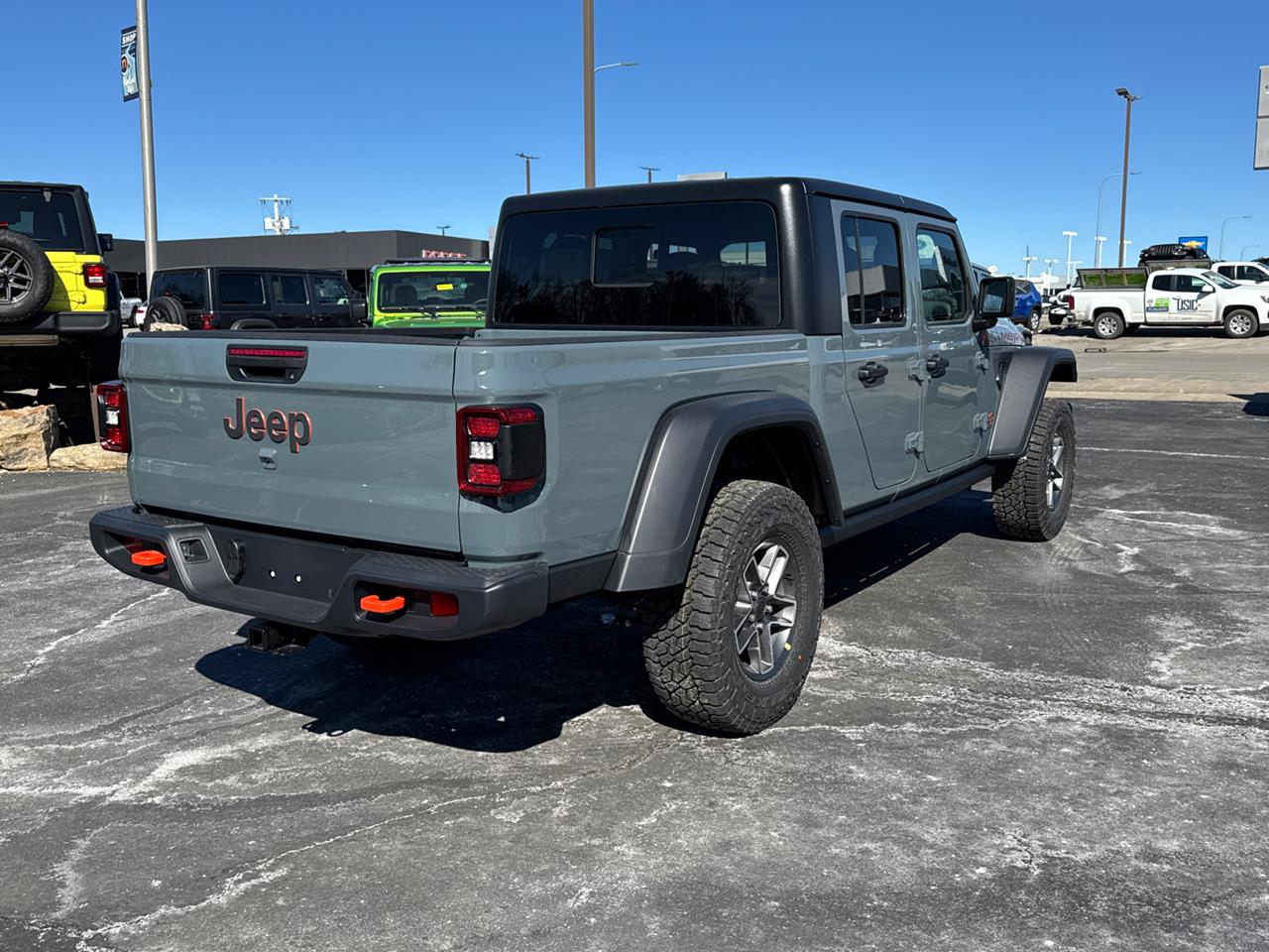 2025 Jeep Gladiator