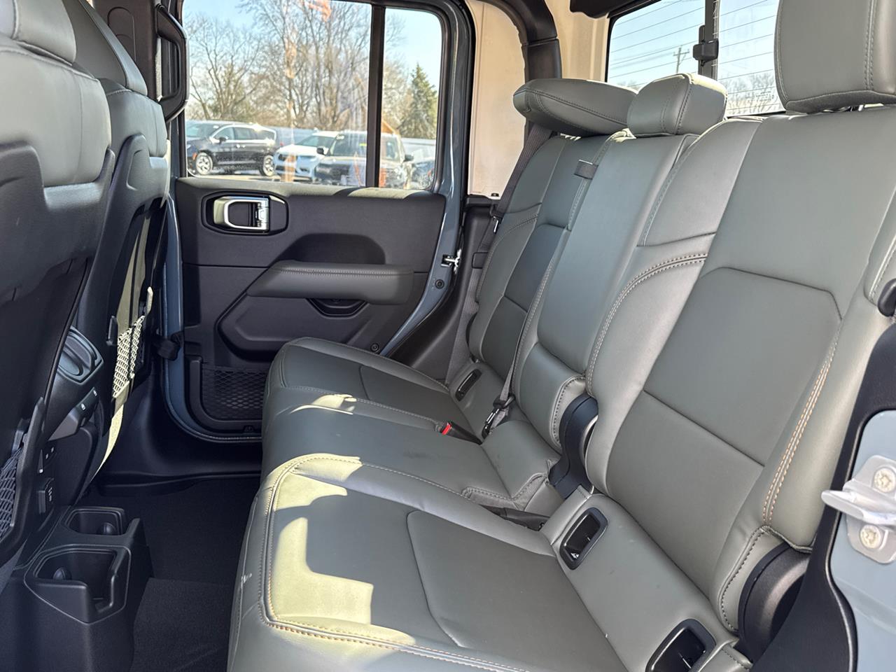 2025 Jeep Gladiator