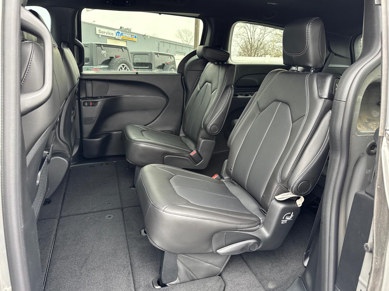 2025 Chrysler Pacifica