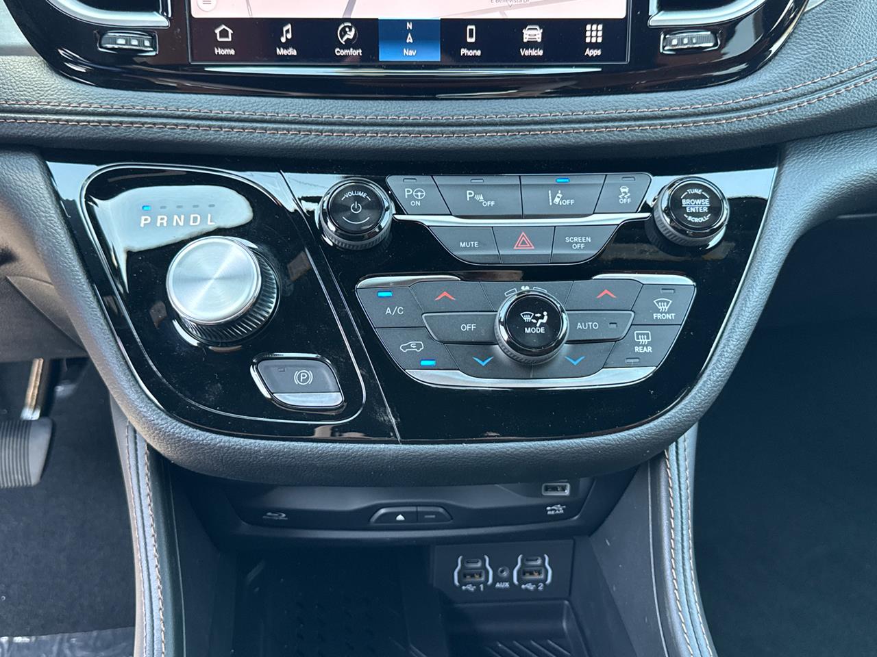 2025 Chrysler Pacifica