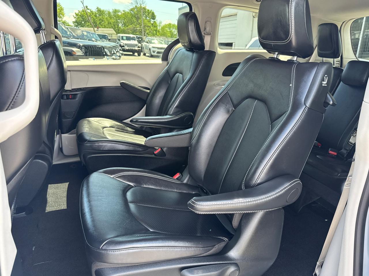 2024 Chrysler Pacifica