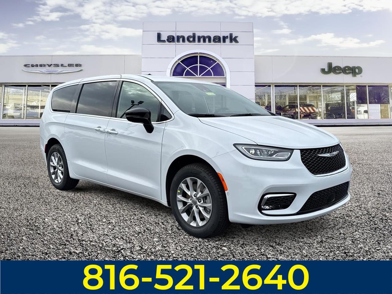 New 2025 Chrysler Pacifica Select Vans