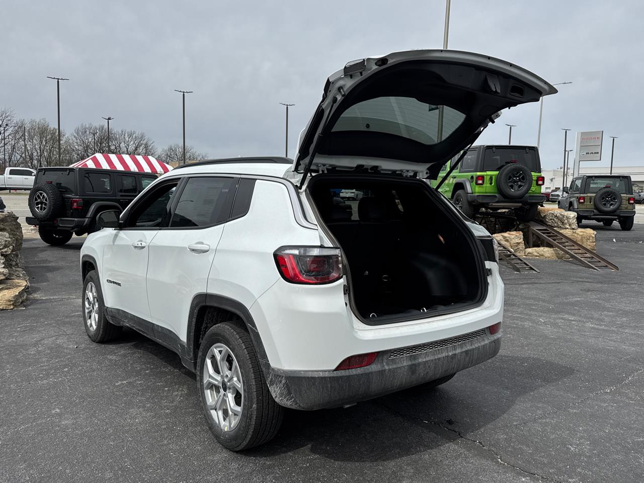 2025 Jeep Compass