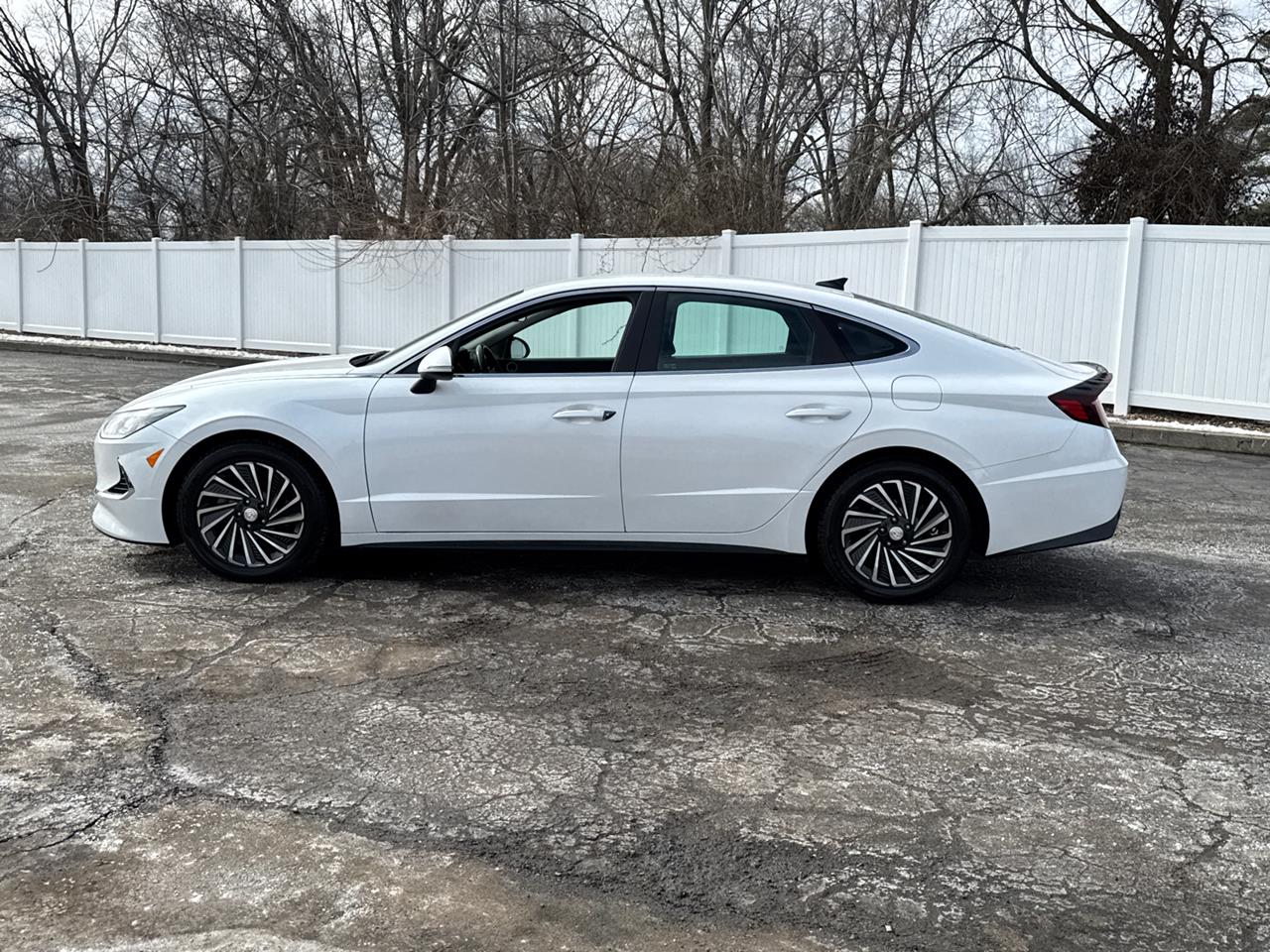 2022 Hyundai Sonata Hybrid