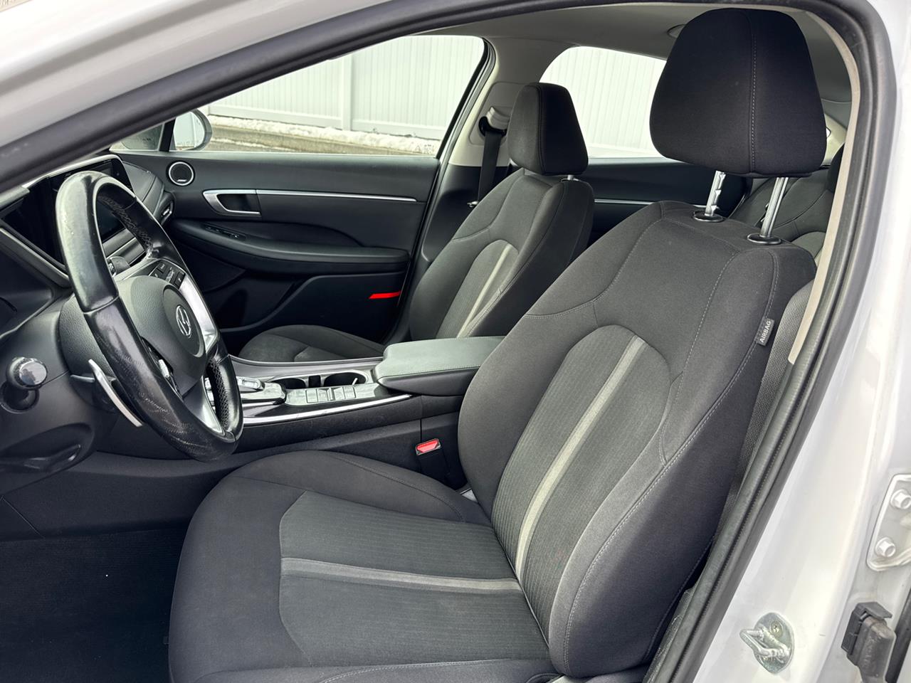 2022 Hyundai Sonata Hybrid
