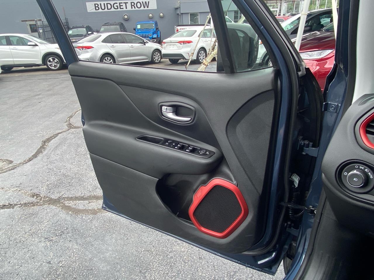 2023 Jeep Renegade