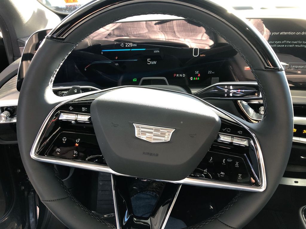 2025 Cadillac Lyriq