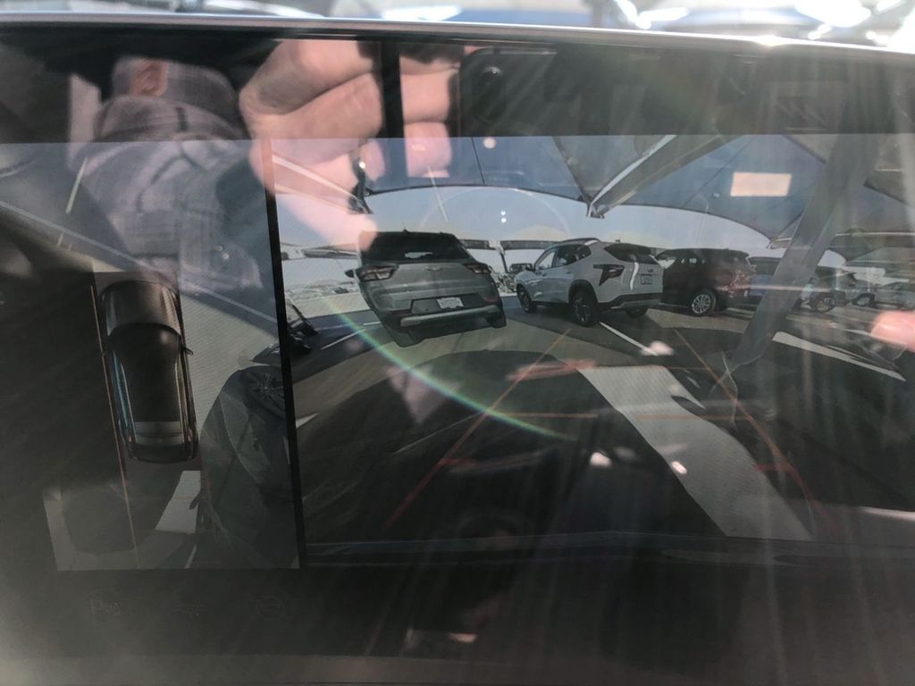 2025 Cadillac Lyriq