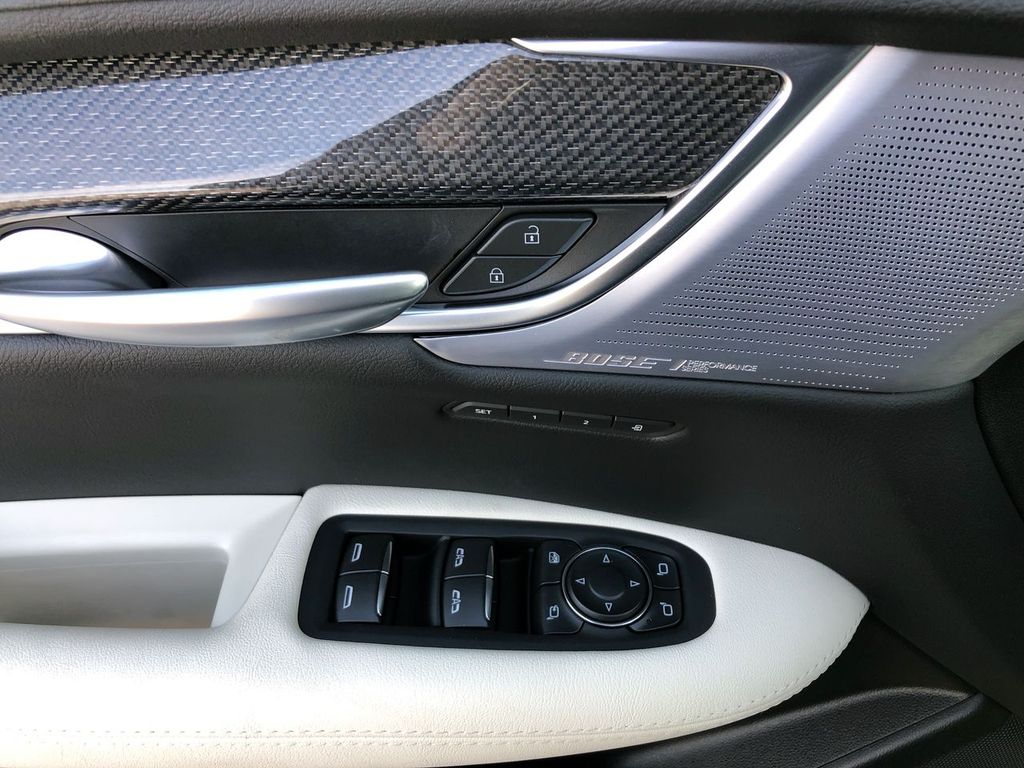 2025 Cadillac XT5